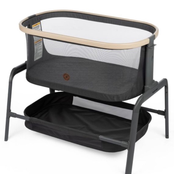Maxi Cosi Bassinet - Picture 1 of 1